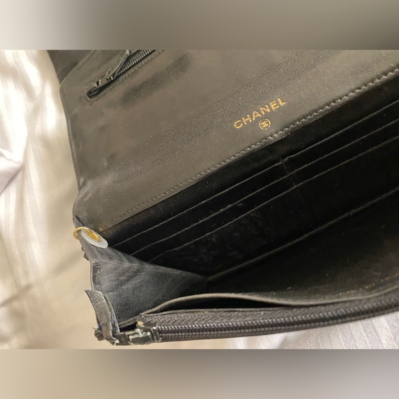 Authentic Black Leather Chanel - Picture 10 of 16